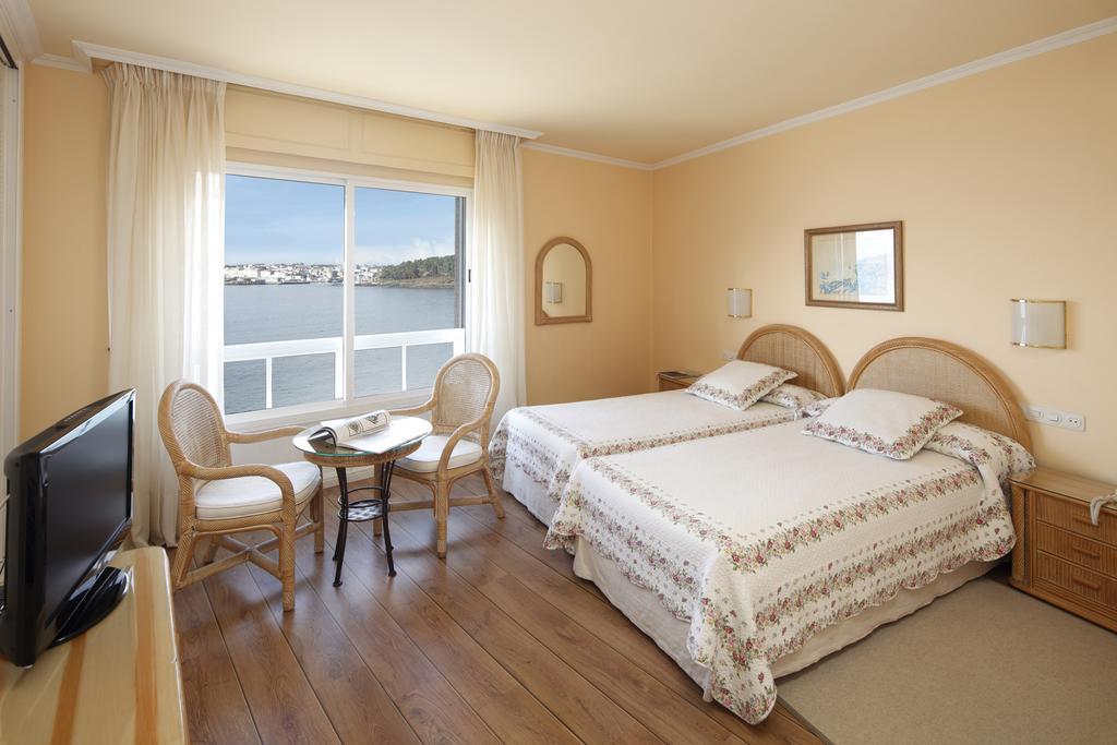Apartamentos Rotilio Sanxenxo Luaran gambar