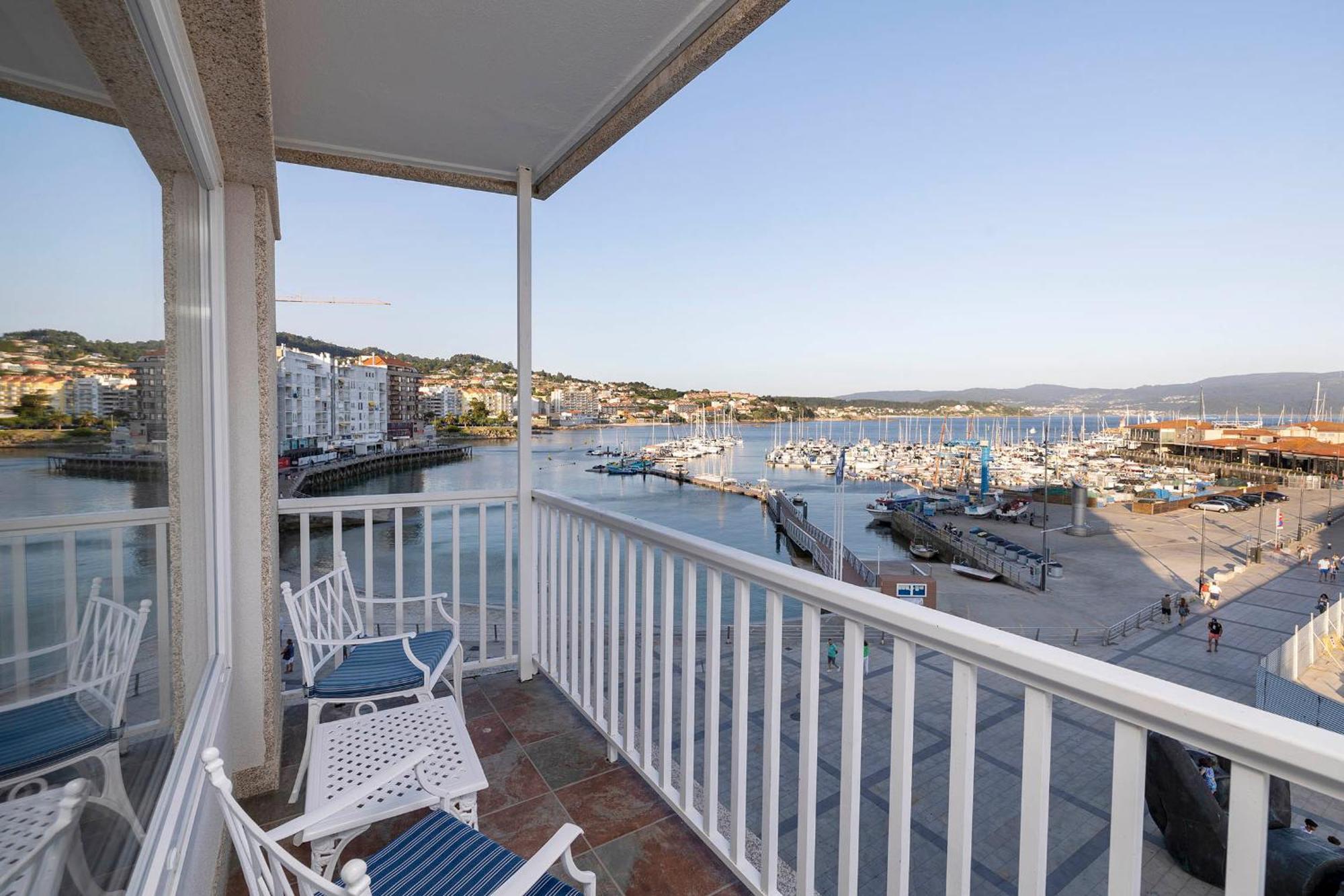 Apartamentos Rotilio Sanxenxo Luaran gambar
