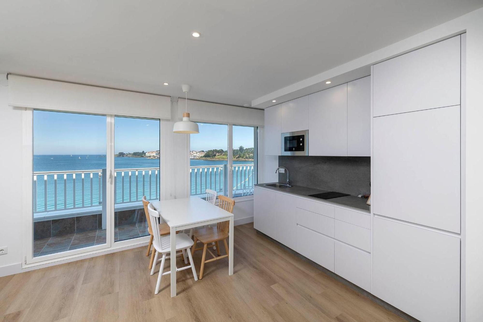 Apartamentos Rotilio Sanxenxo Luaran gambar